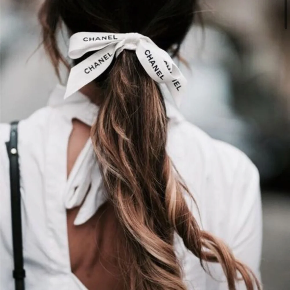 Gucci White Cotton Ribbon Silver Horsebit Logo Gift Wrap Hair Accessory DIY
